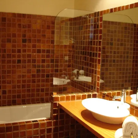 بيت للعطل A Near The بيرا